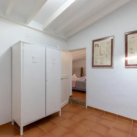 Villa Sleeps 6 With Pool Air Con And Wifi Pollença