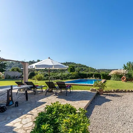 Sleeps 6 With Pool Air Con And Wifi